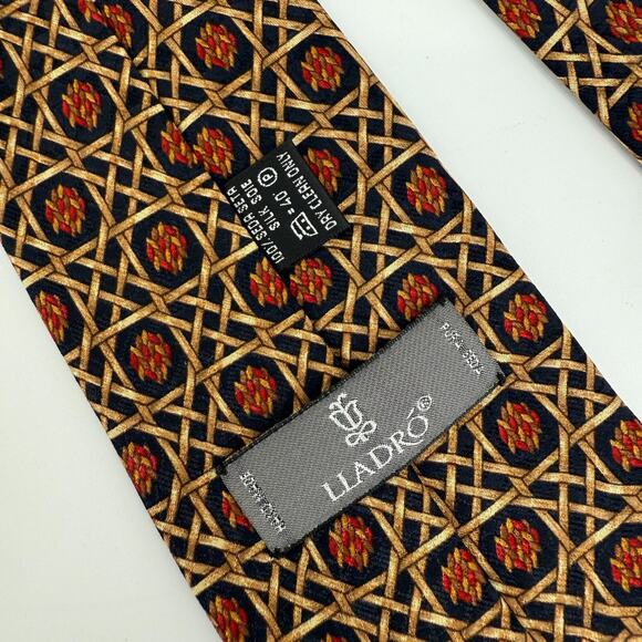 Lladro Silk Tie Made In Spain Geometric Lattice Print Designer Luxury Vintage - Picture 4 of 7